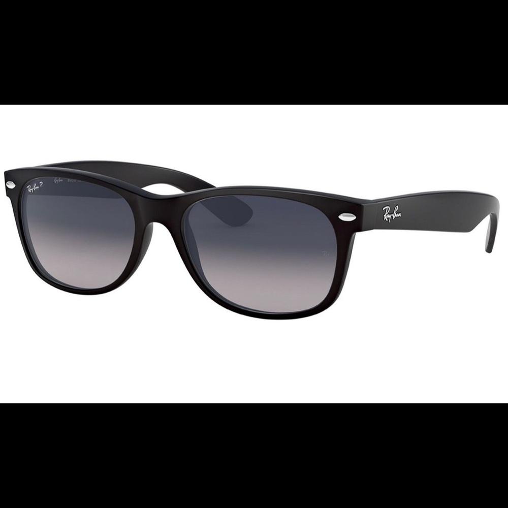 Matte Black Ray-Bans